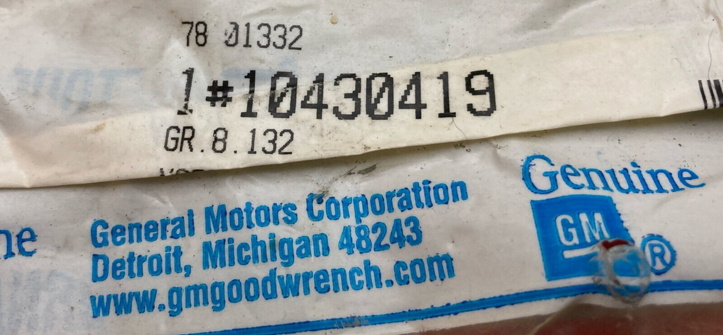 NEW GENUINE GM 10430419 MOLDING ASSEMBLY, FRONT FENDER CENTER REAR *WHITE