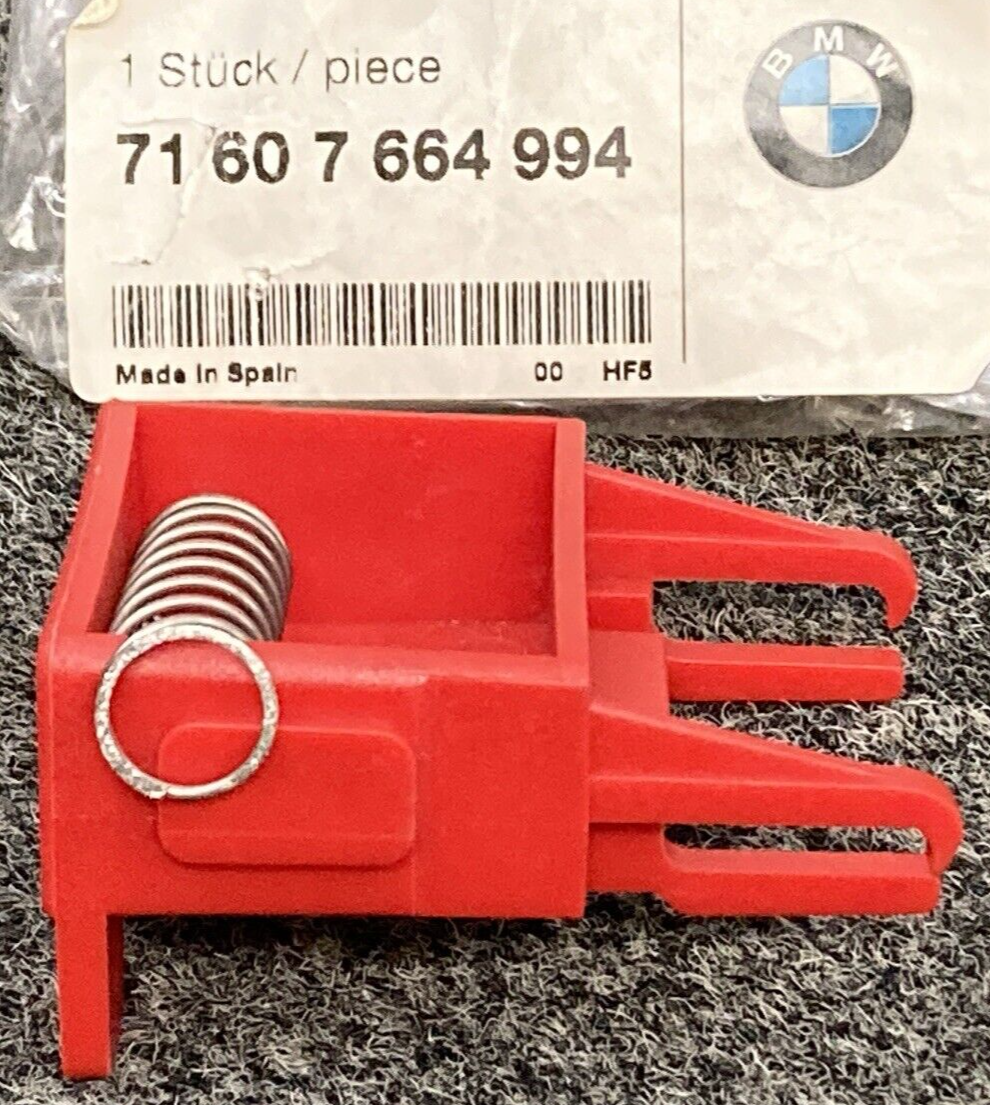 NEW GENUINE BMW 71 60 7 664 994   PUSH BUTTON  71607664994