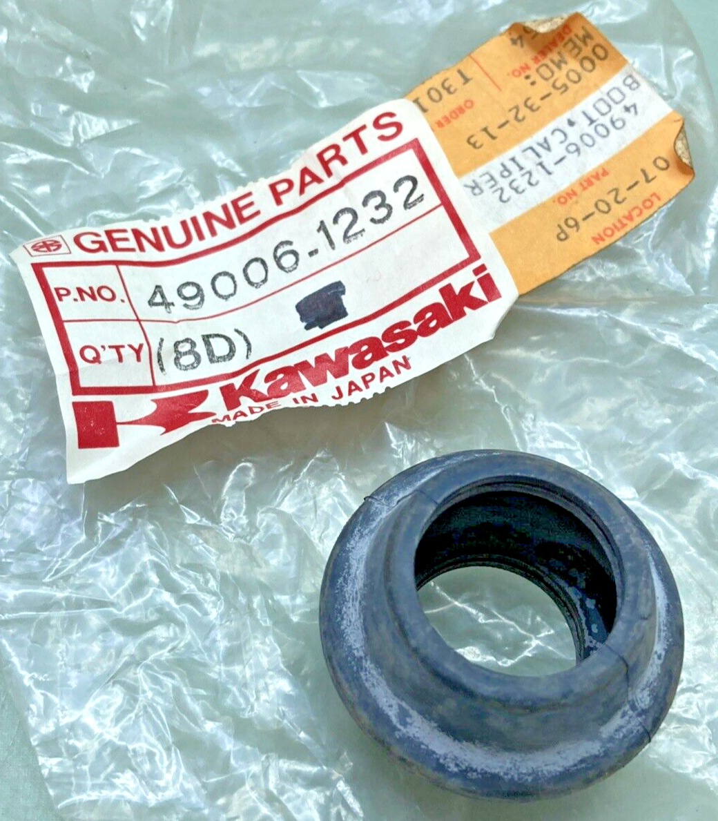 NEW GENUINE KAWASAKI 49006-1232 BOOT, CALIPER