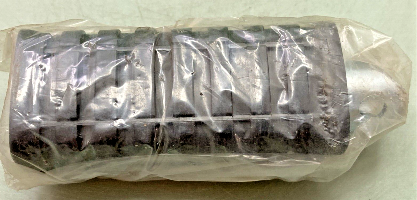 NEW GENUINE KAWASAKI 34028-1016 STEP