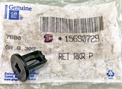 NEW GENUINE GM 15690729 RETAINER, ROCKER PANEL REAR MOLDING, 1995-2005 GM