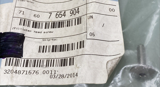 NEW GENUINE BMW  71 60 7 654 904  Fillister Head Screw - M5X18   71607654904