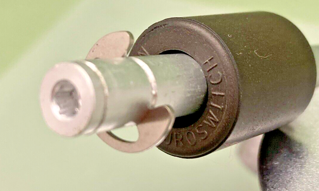 NEW REPLACES BMW 12 61 8 526 276 Oil level temperature sensor 12618526276