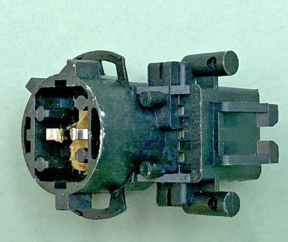 NEW GENUINE GM 89025036 MULTI-PURPOSE LAMP SOCKET