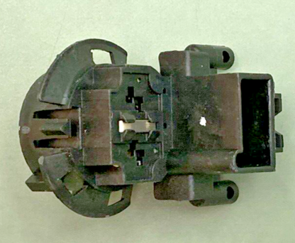 NEW GENUINE GM 89025036 MULTI-PURPOSE LAMP SOCKET