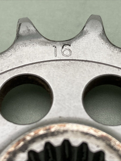 GENUINE BMW 33 82 8 396 375 Chain Pinion 16T 33828396375