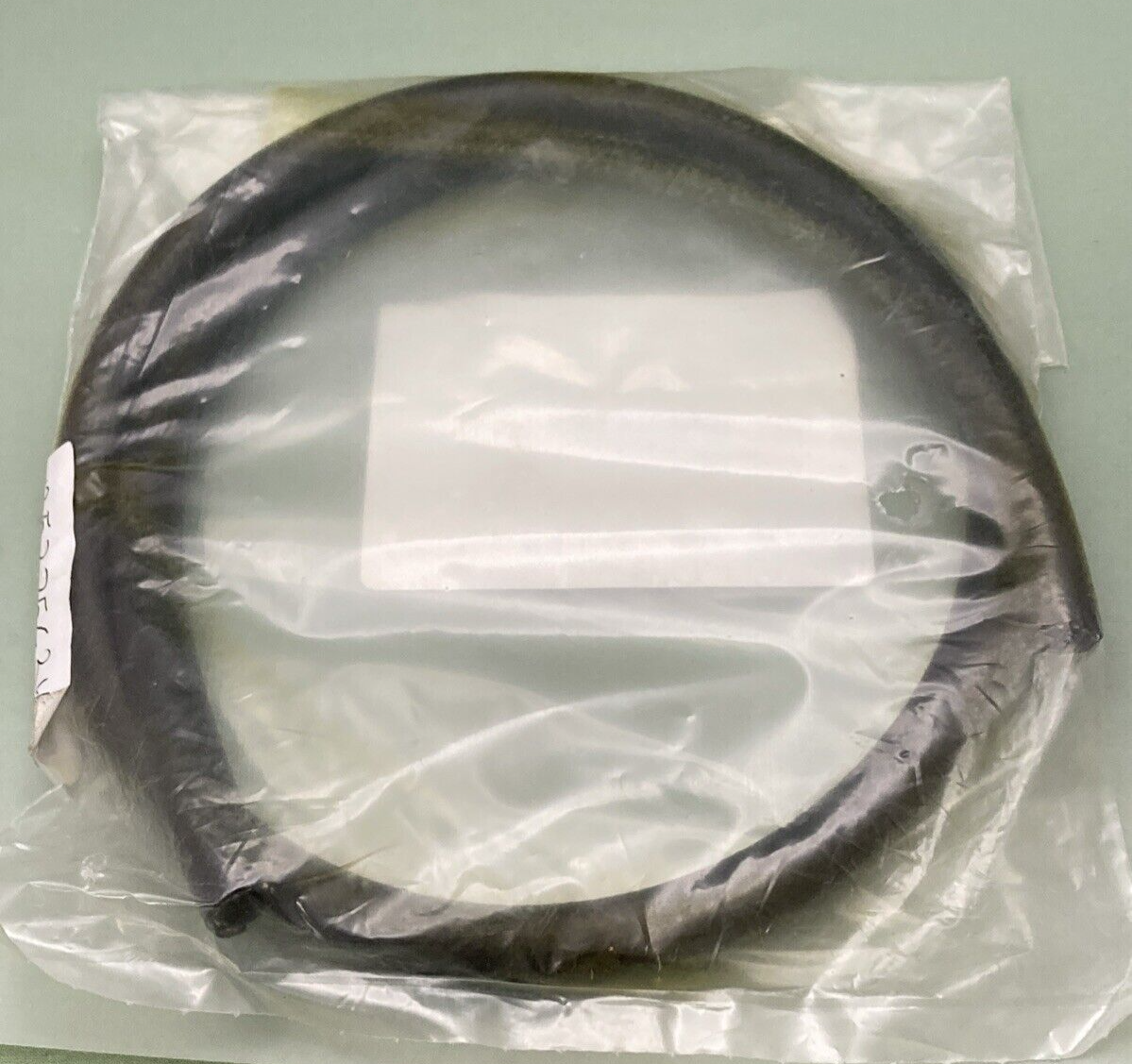 NEW GENUINE BMW   13 53 7 563 456   Hose   13537563456