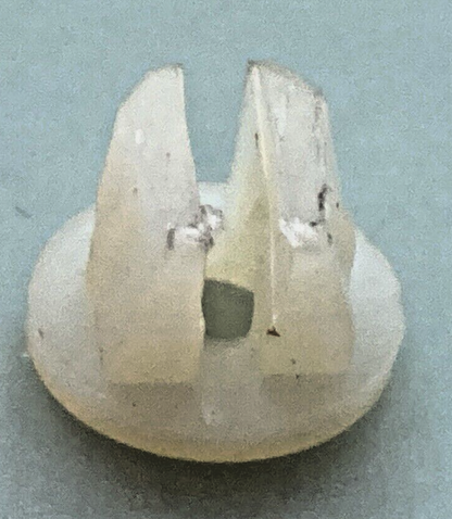 NEW GENUINE GM 04833166 NUT. 3 X 1. 81) FRONT DOOR ARM REST