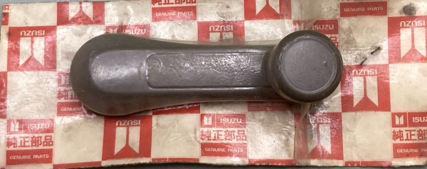 NEW GENUINE ISUZU 8-94433014-0 HANDLE WINDOW CRANK GRAY