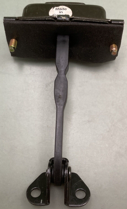 NEW REPLACES GM 1599-2706 Check Assembly Rear Side Door
