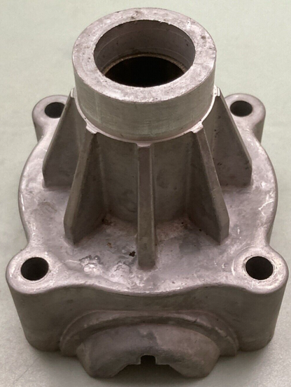 NEW GENUINE KAWASAKI 32099-4005 CASE RIGHT REAR AXLE