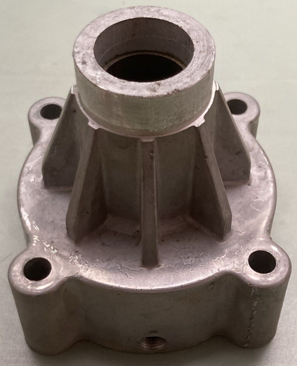 NEW GENUINE KAWASAKI 32099-4005 CASE RIGHT REAR AXLE