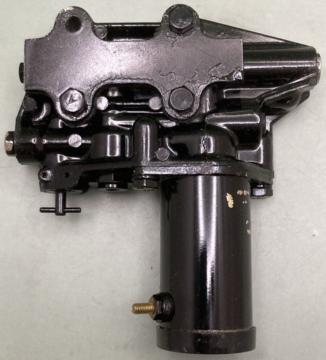 NEW GENUINE MERCURY 69582A2 CONTROL VALVE ASSEMBLY