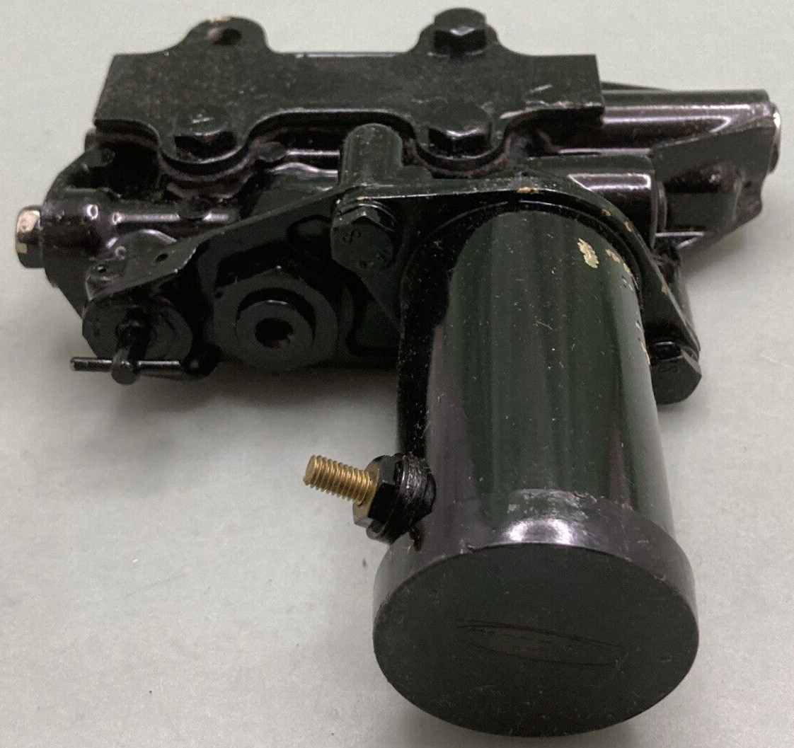 NEW GENUINE MERCURY 69582A2 CONTROL VALVE ASSEMBLY