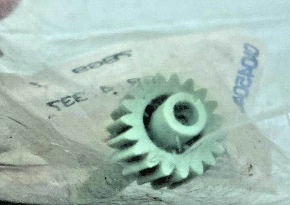 NEW GENUINE ACDELCO 14077086 GEAR, SPEEDOMETER DRIVEN 1983-1990 GM 14077086