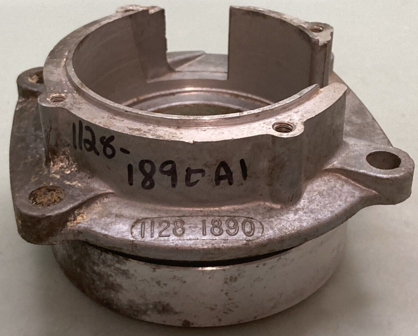 NEW REPLACES MERCURY 1128-1890A1 END CAP UPPER OUTBOARD