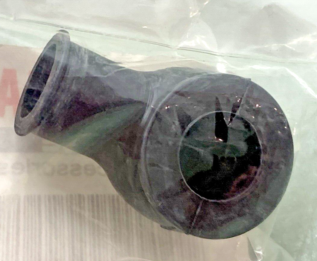NEW GENUINE YAMAHA 5VX-18154-00 COVER, DUST