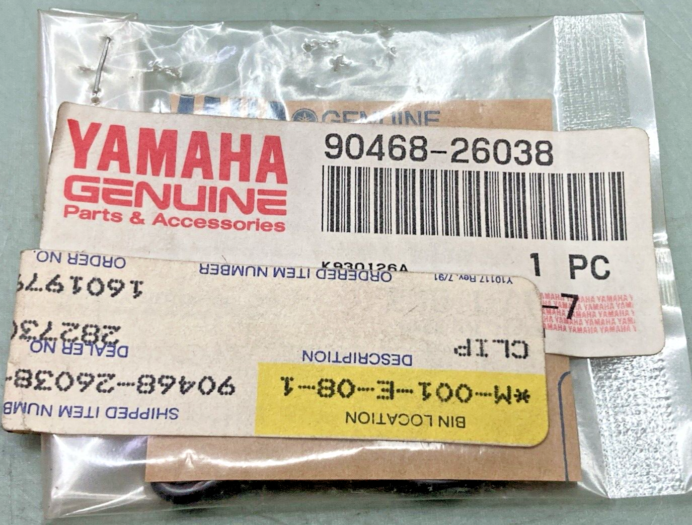 NEW GENUINE YAMAHA 90468-26038 CLIP