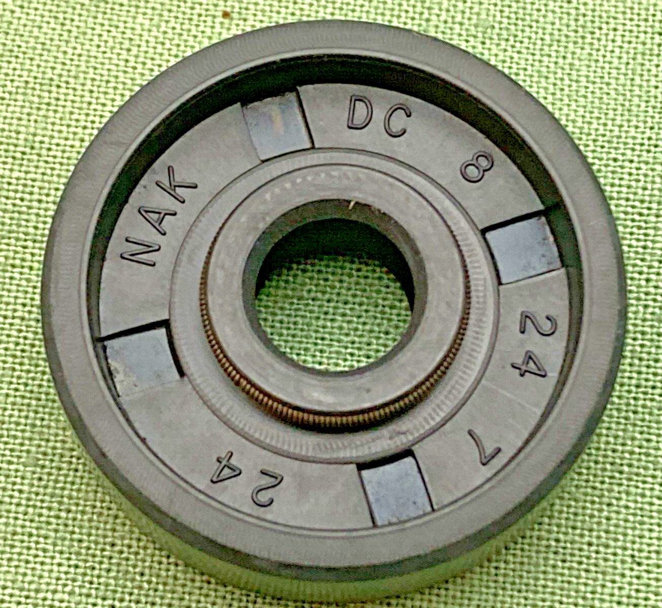 NEW GENUINE KTM 0760082472 Shaft Seal Ring 8X24X7 A Duo