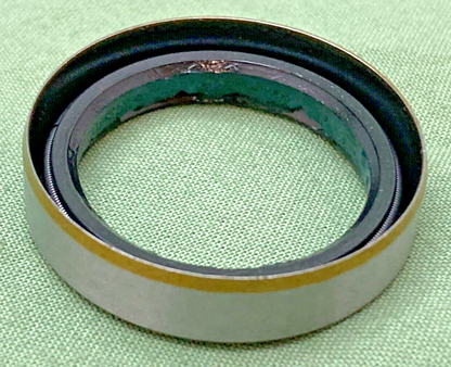 NEW GENUINE KTM 0760253270 Radial Shaft Seal 25X32X7