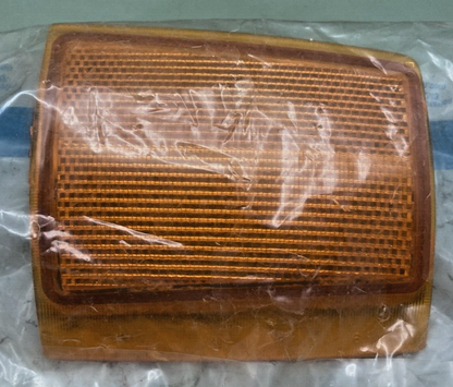 NEW GENUINE GM 5977464 REFLECTOR, FRONT SIDE MARKER 1994-2000 GM