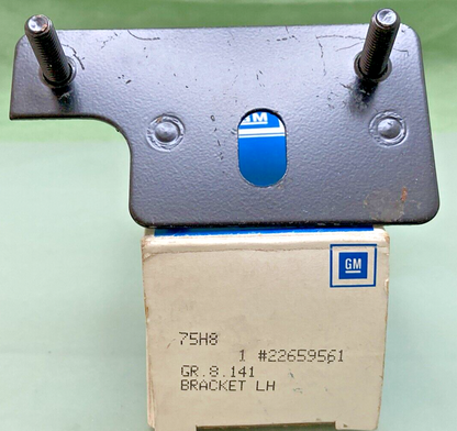 NEW GENUINE GM 22659561 LH FENDER BRACKET