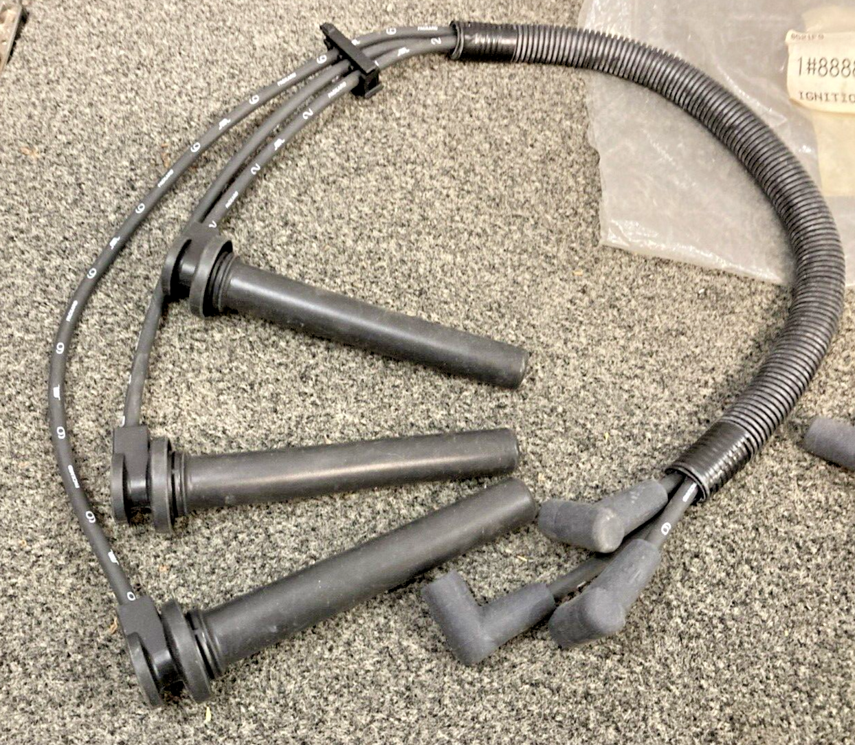 NEW REPLACES GM 88880024 WIRE KIT, SPARK PLUG