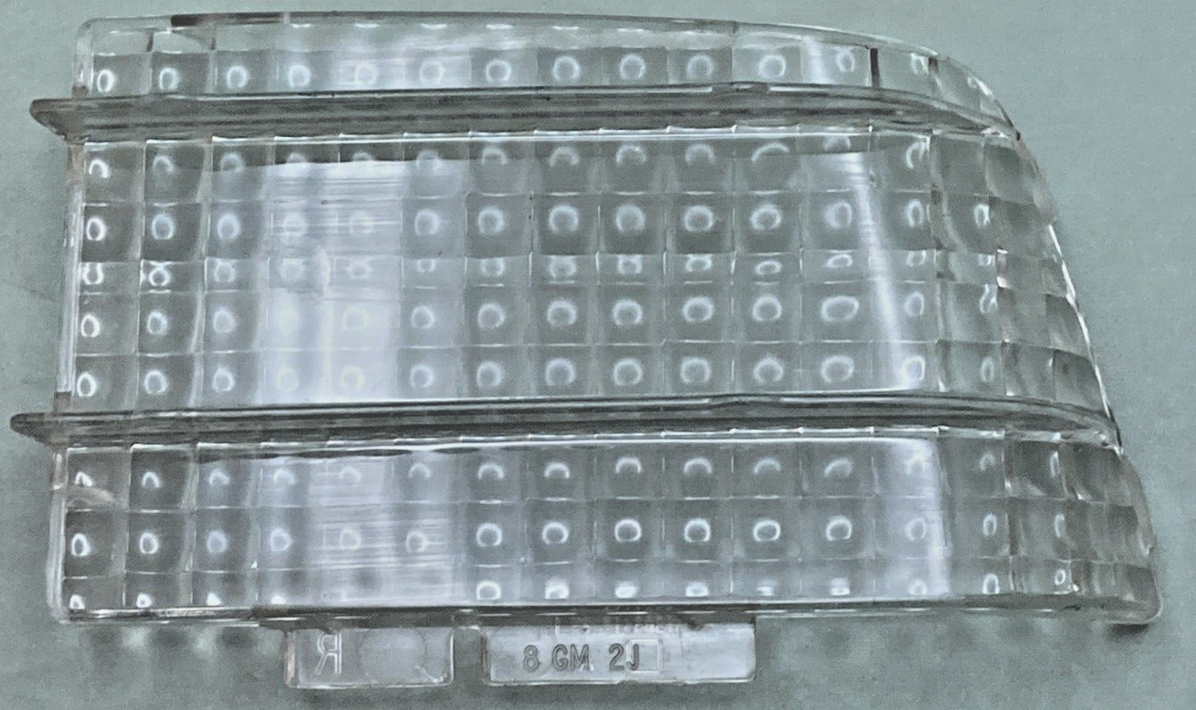 NEW GENUINE GM 16508378 LENS REAR LAMP INNER, 1988-1991 PONTIAC SUNBIRD