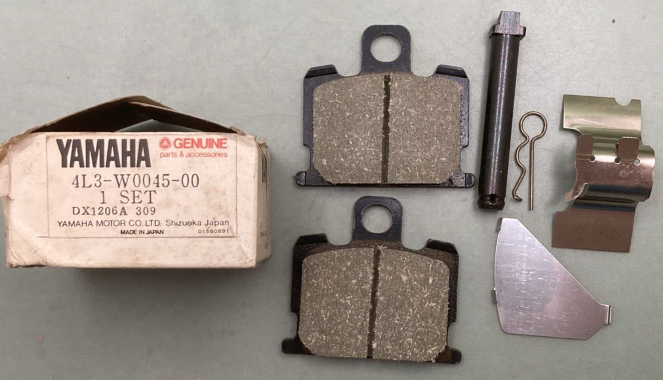 NEW GENUINE YAMAHA 4L3-W0045-00 BRAKE PAD KIT
