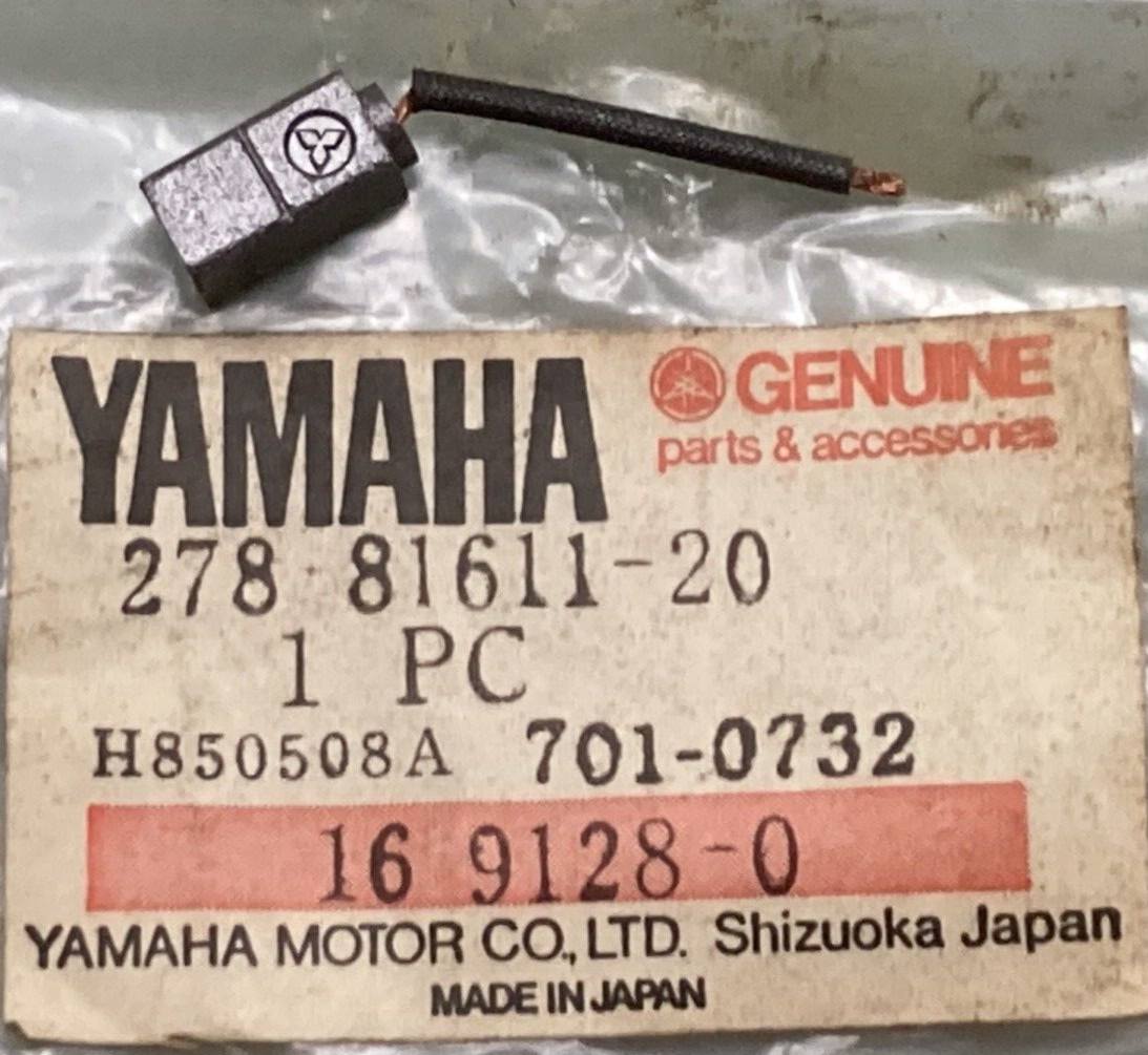 NEW GENUINE YAMAHA 278-81611-20 BRUSH 1