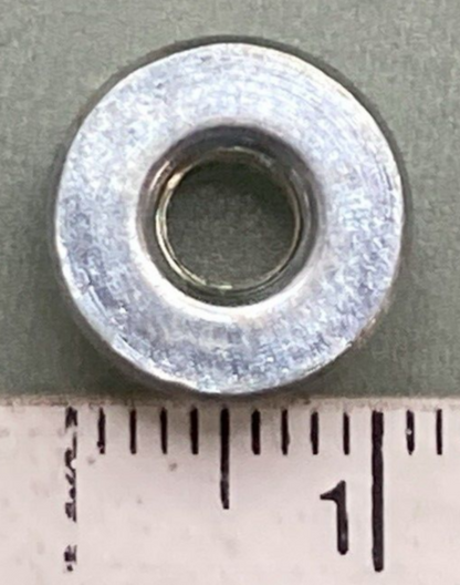 NEW GENUINE YAMAHA 95701-05500 Nut Flange 3GM