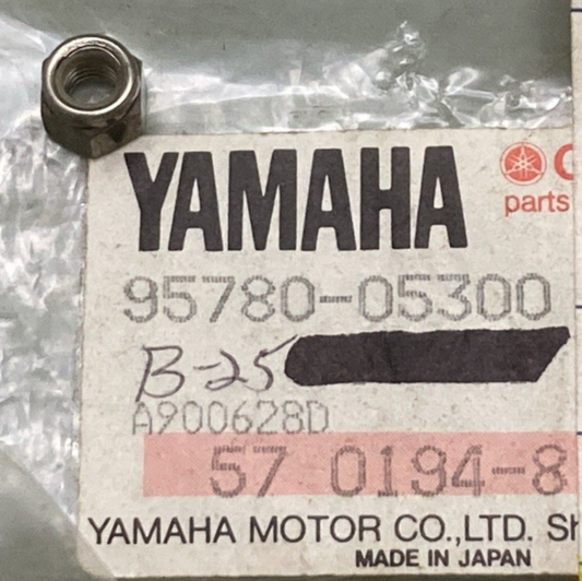 QTY 2 NEW GENUINE YAMAHA 95780-05300-00 Nut Flange