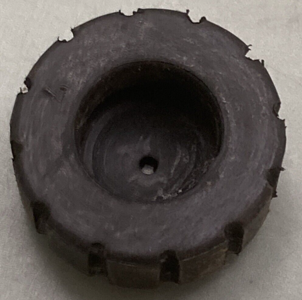 NEW REPLACES YAMAHA 278-24181-00 DAMPER LOCATING FUEL TANK