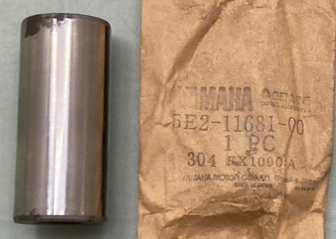 NEW GENUINE YAMAHA 5E2-11681-00 PIN CRANKSHAFT PISTON