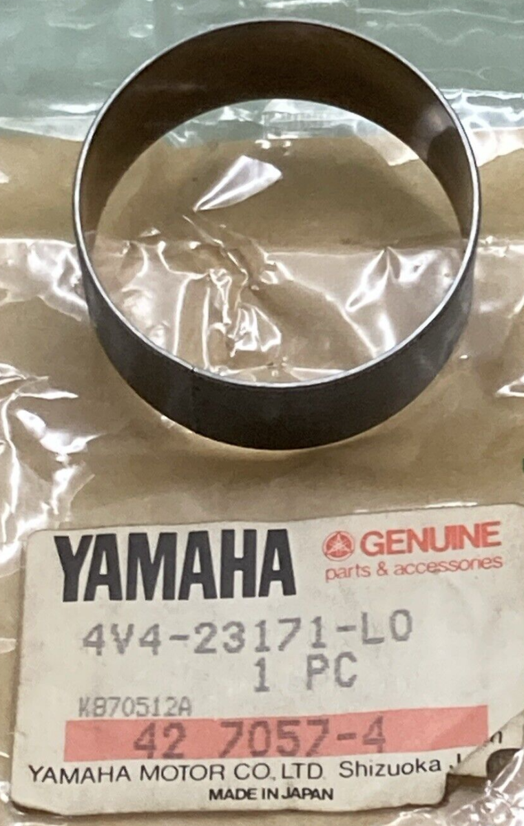 NEW GENUINE YAMAHA 4V4-23171-L0 Piston Front Fork
