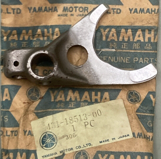 NEW GENUINE YAMAHA 431-18513-00 Fork Shift 3