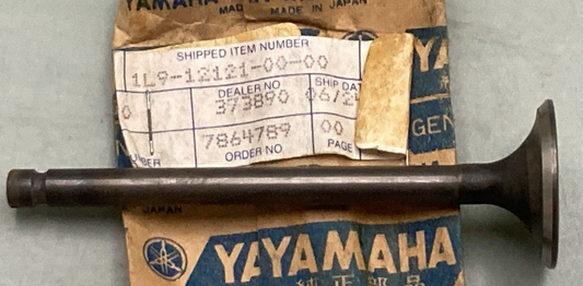 NEW GENUINE YAMAHA 1L9-12121-00 Valve Exhaust #2
