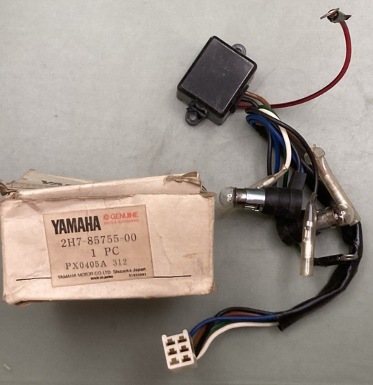 NEW GENUINE YAMAHA 2H7-85755-00 REGULATOR FUEL METER