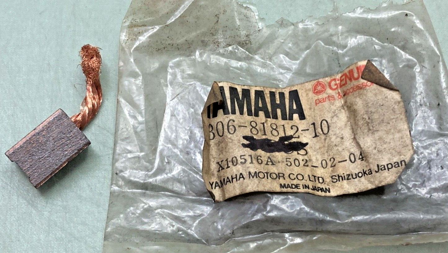 QTY 2 NEW REPLACES YAMAHA 306-81812-10 BRUSH 1