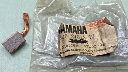 QTY 2 NEW REPLACES YAMAHA 306-81812-10 BRUSH 1
