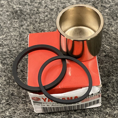 NEW GENUINE YAMAHA 3B4-W0057-00 CALIPER PISTON
