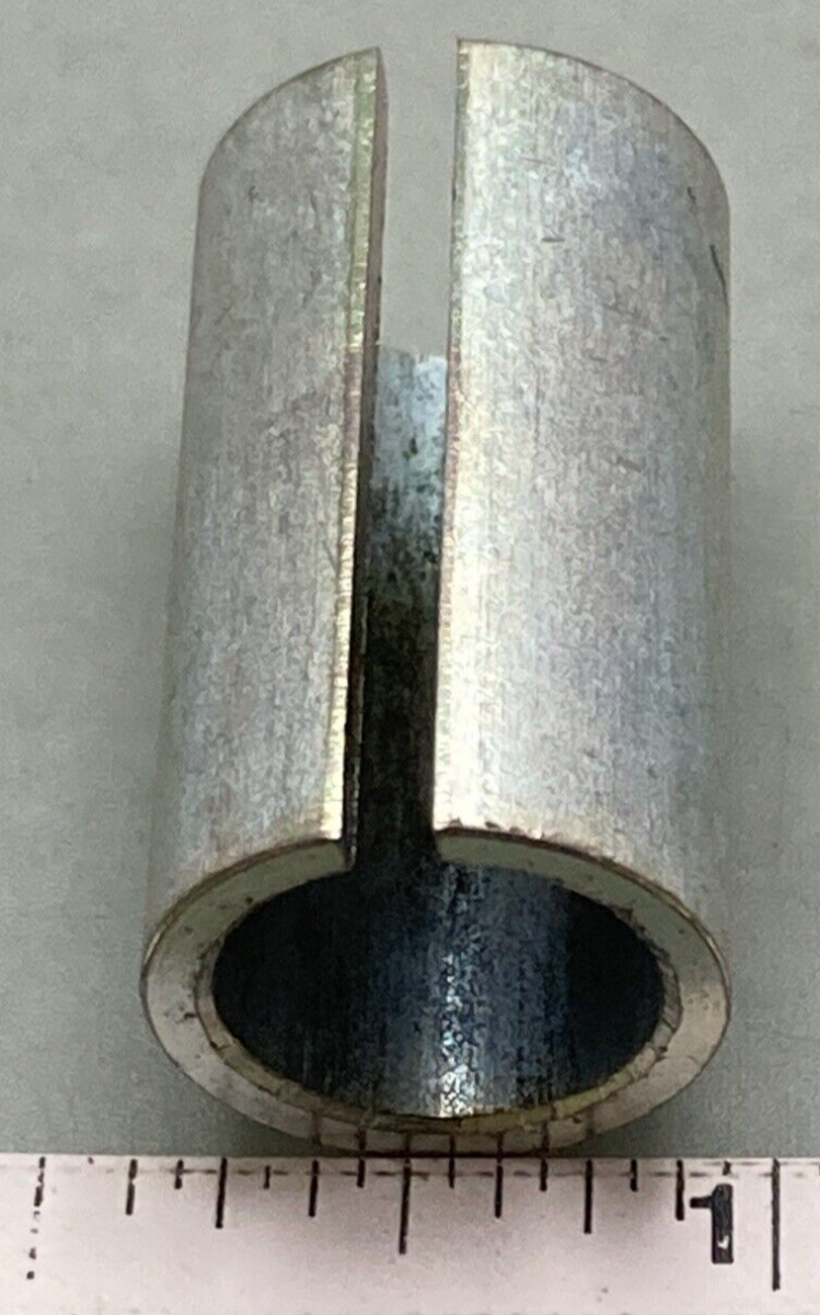 NEW GENUINE YAMAHA 322-25186-00 SPACER COLLAR FRONT WHEEL