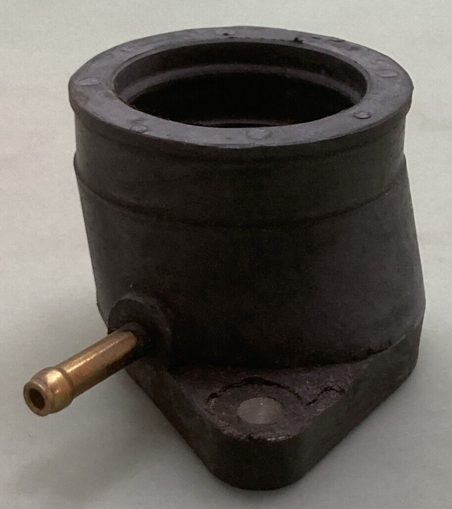 NEW GENUINE YAMAHA 4H7-13586-02  Joint Carburetor 1