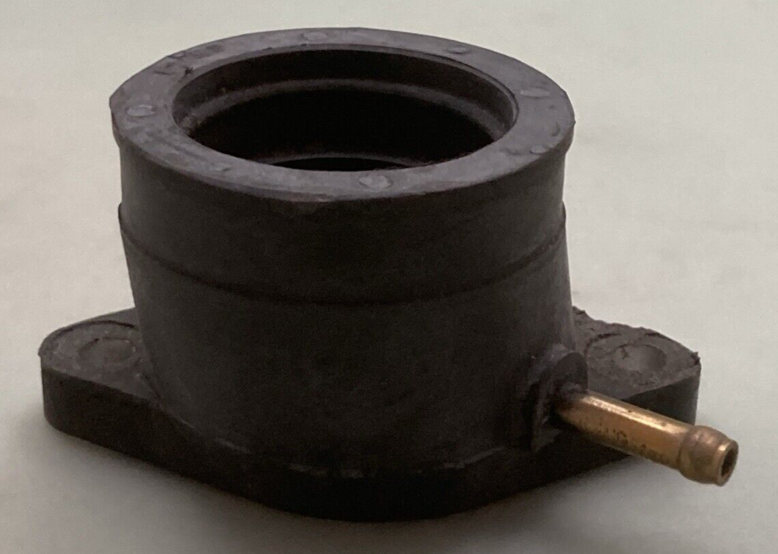 NEW GENUINE YAMAHA 4H7-13586-02  Joint Carburetor 1