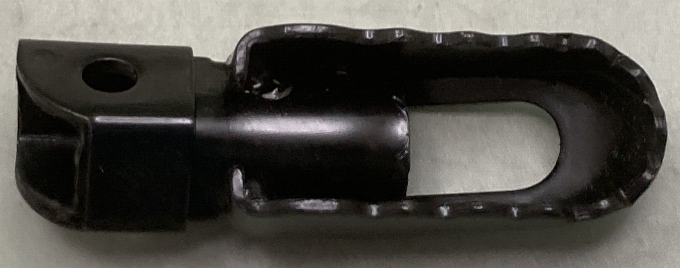 NEW GENUINE YAMAHA 1M1-27421-02-R4 FOOTREST 2