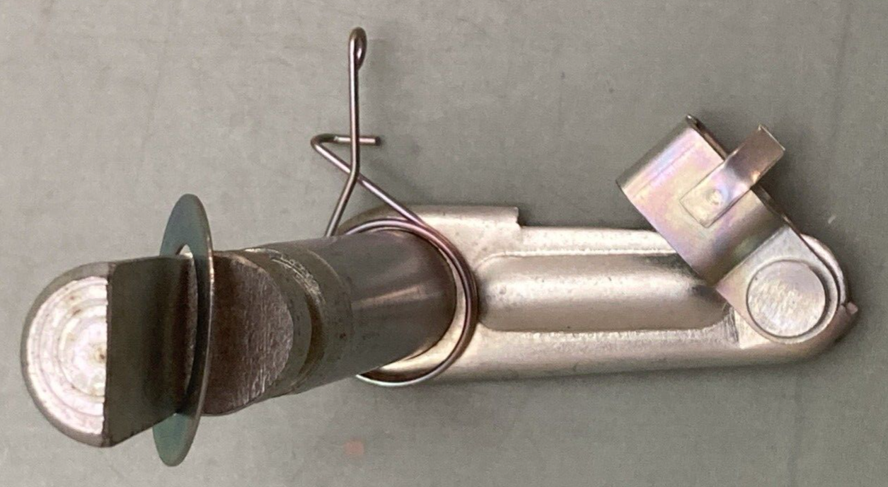 NEW GENUINE YAMAHA 434-16340-00 AXLE PUSH LEVER