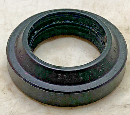 NEW REPLACES HONDA 91252-030-000 OIL SEAL