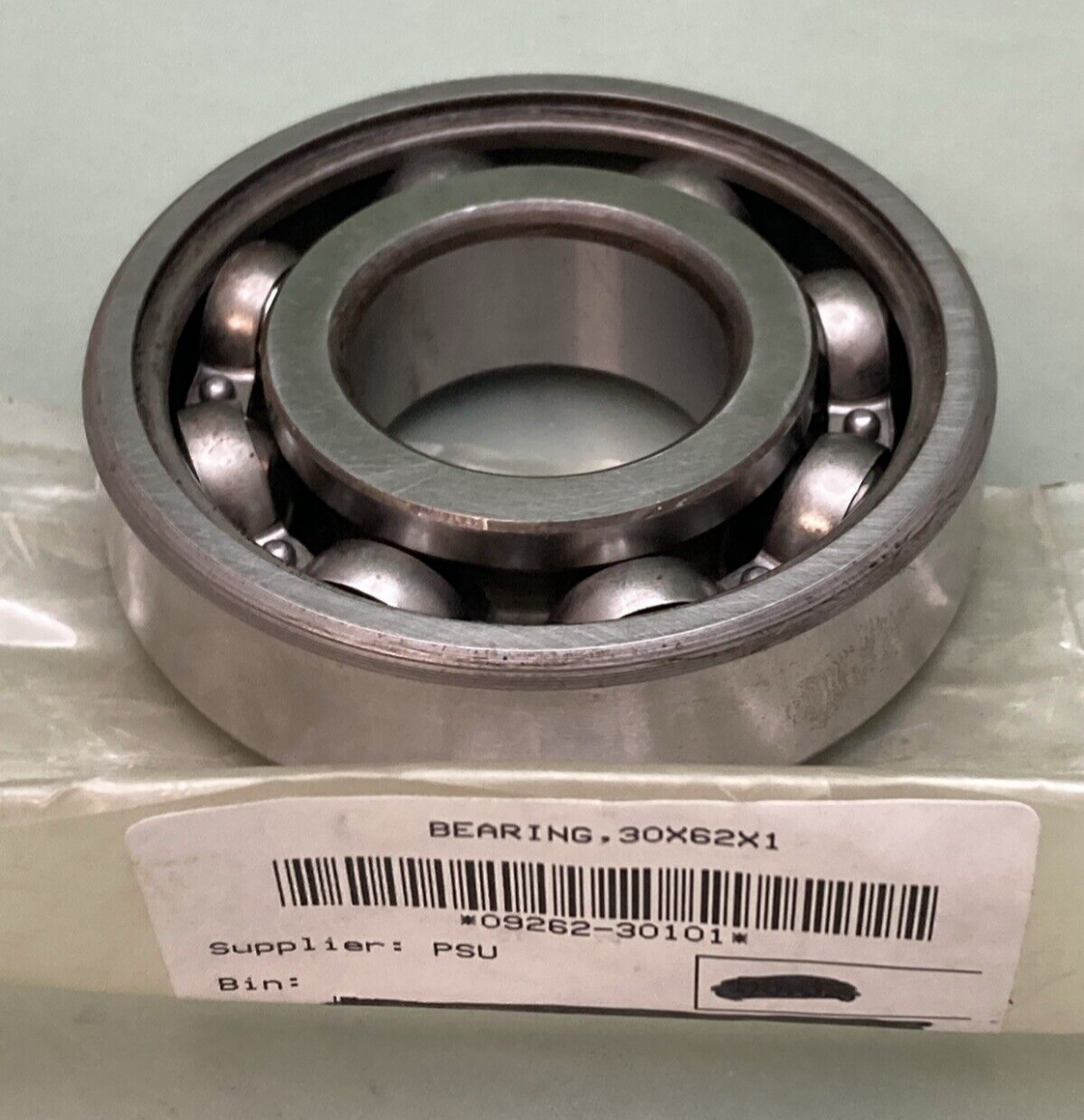 NEW GENUINE SUZUKI 09262-30101 BEARING 30X62X1