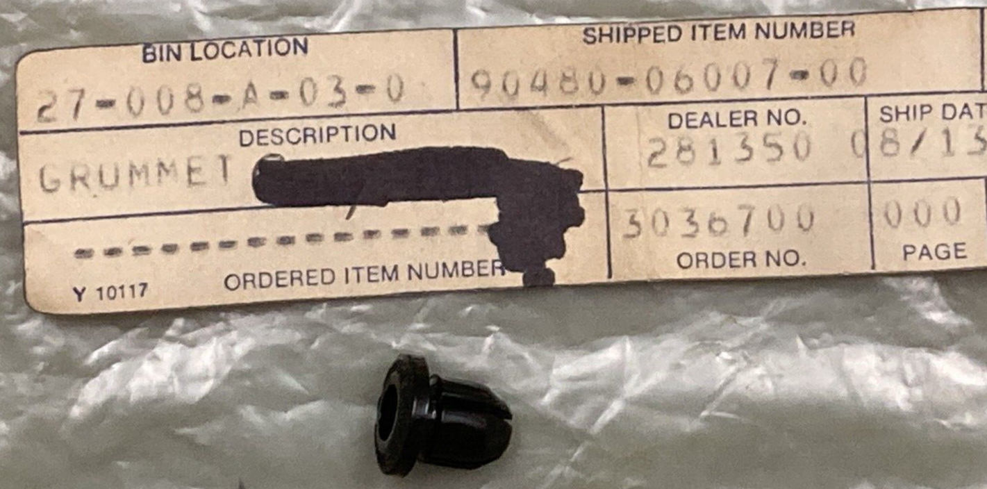 NEW REPLACES YAMAHA 90480-06007-00 GROMMET SEAT