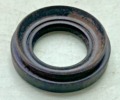 NEW REPLACES HONDA 91252-001-020 OIL SEAL